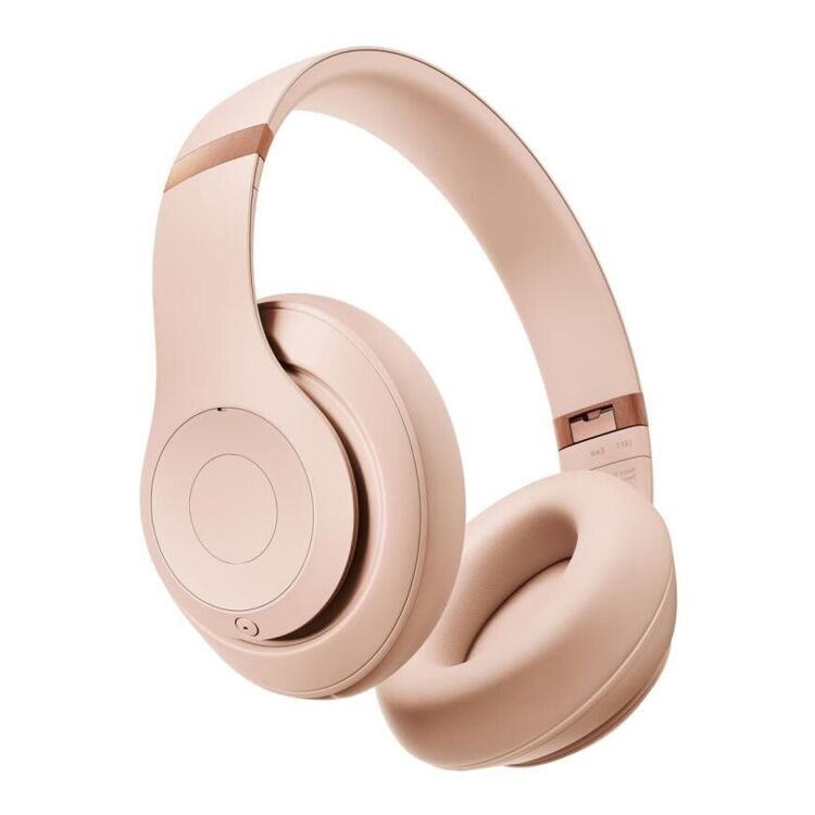 Beats Studio Pro Kim Moon